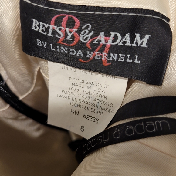 Betsy and Adam Vintage Gown - Picture 5 of 11